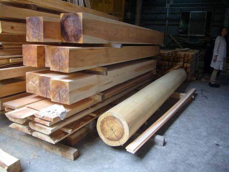 株式会社ワイズ » 【Y’sで使う材 木】 無垢材とは？