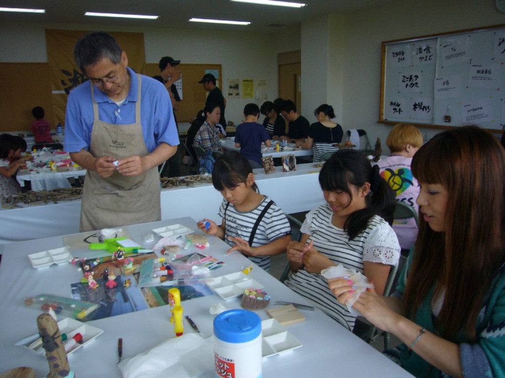 湘南村　ぼくりゅう亭　流木　アート